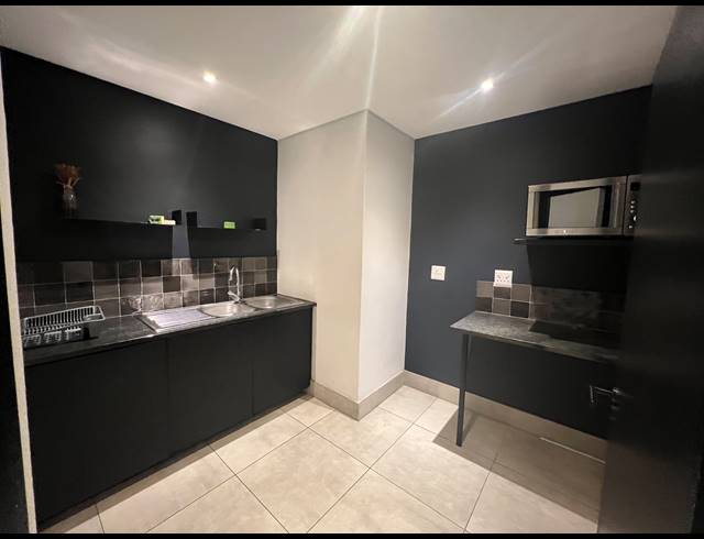 552M² OFFICE TO LET IN ROSEBANK